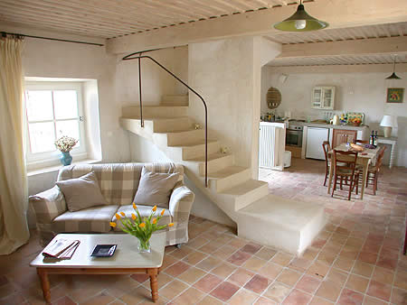 Salon cottage Domaine Faverot AOC Luberon